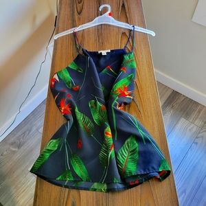 Eliane Rose Tang top for ladies. It wears smaller than the size XL. Would fit L.